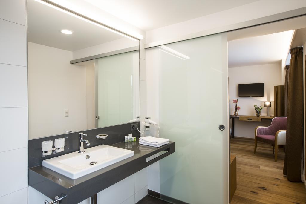 Romantik Hotel Le Vignier Avry-devant-Pont ห้อง รูปภาพ