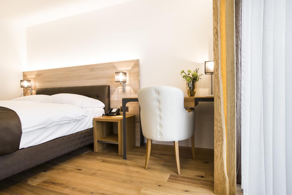 Romantik Hotel Le Vignier Avry-devant-Pont ห้อง รูปภาพ